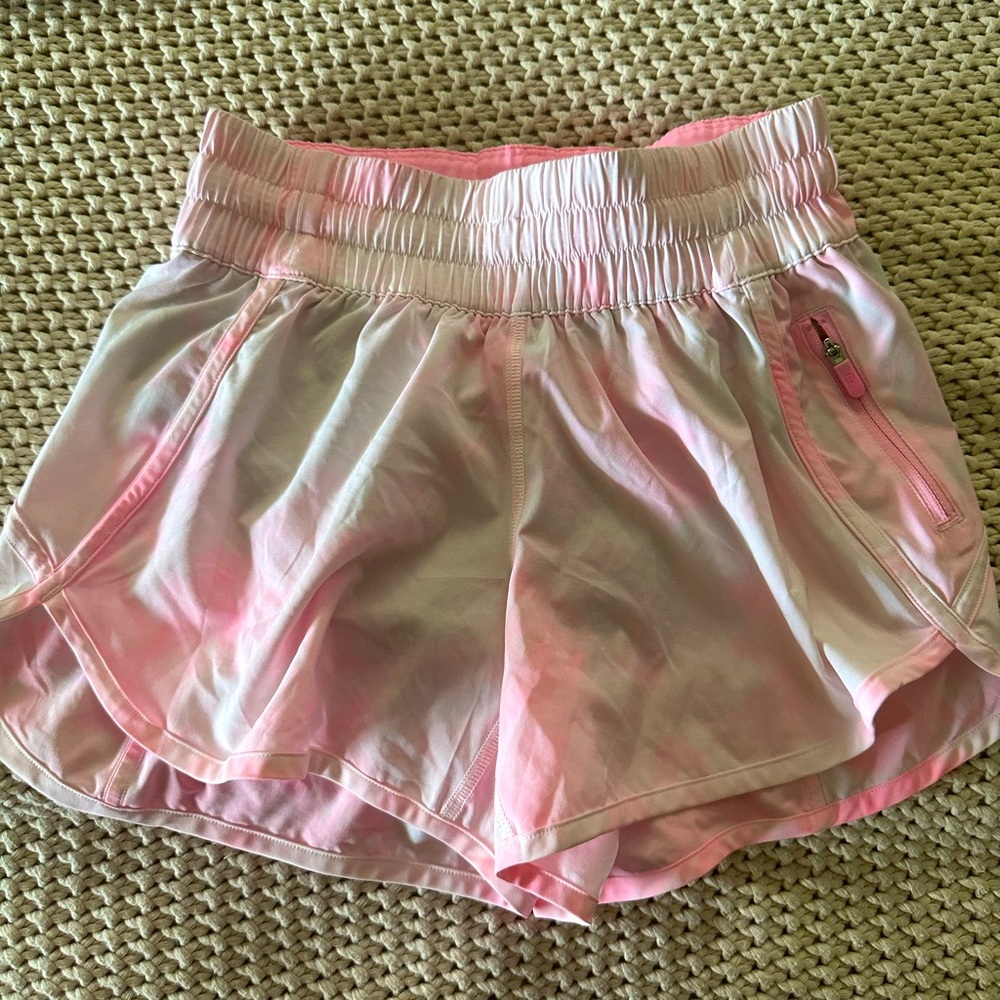 Rare lululemon Miami pink tie dye hotty hot shorts